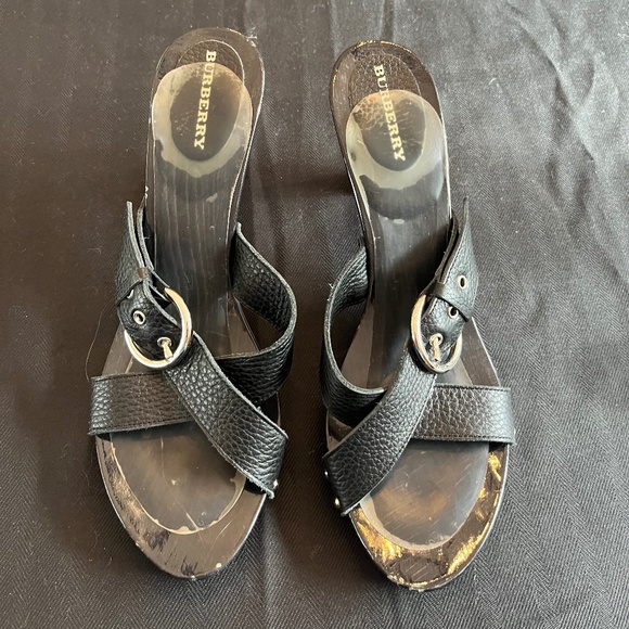 Burberry Black Leather and Patent Leather Sandal - Picture 1 of 7
